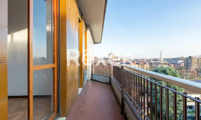 Rexer-Paderno-Dugnano-Attico-con-terrazzo-Altro