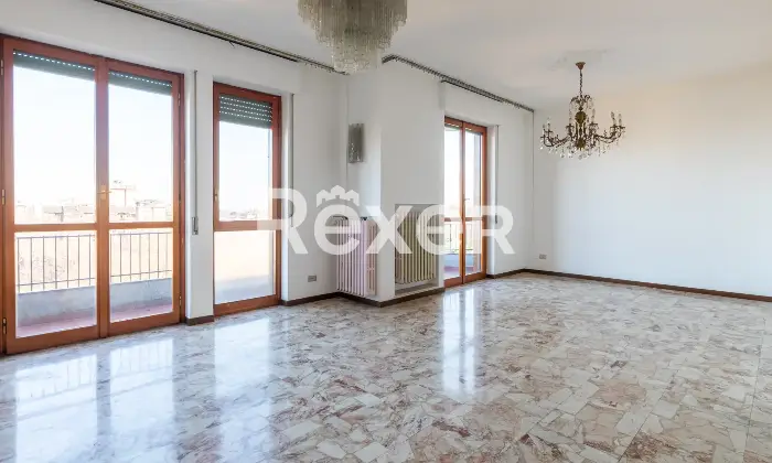 Rexer-Paderno-Dugnano-Attico-con-terrazzo-Altro