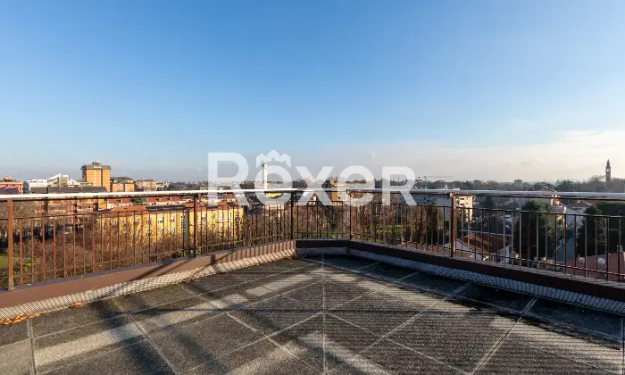 Rexer-Paderno-Dugnano-Attico-con-terrazzo-Altro