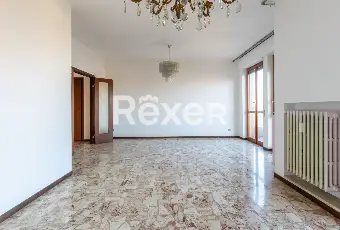 Rexer-Paderno-Dugnano-Attico-con-terrazzo-Altro