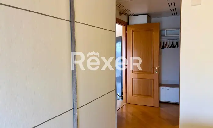 Rexer-Roma-Luminoso-terzo-piano-Altro