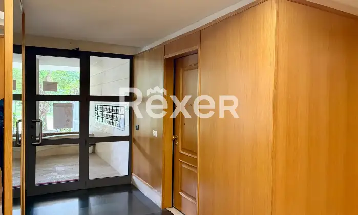 Rexer-Roma-Luminoso-terzo-piano-Altro