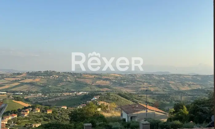 Rexer-Tortoreto-Casa-indipendente-in-Vendita-a-Tortoreto-Terrazzo