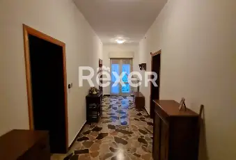 Rexer-Zandobbio-Appartamento-di-m-al-primo-piano-in-Via-Rivi-Zandobbio-Altro