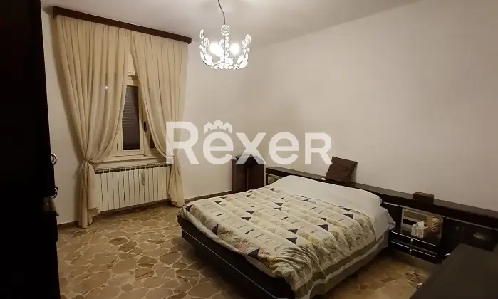 Rexer-Zandobbio-Appartamento-di-m-al-primo-piano-in-Via-Rivi-Zandobbio-Altro