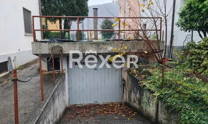 Rexer-Zandobbio-Appartamento-di-m-al-primo-piano-in-Via-Rivi-Zandobbio-Altro