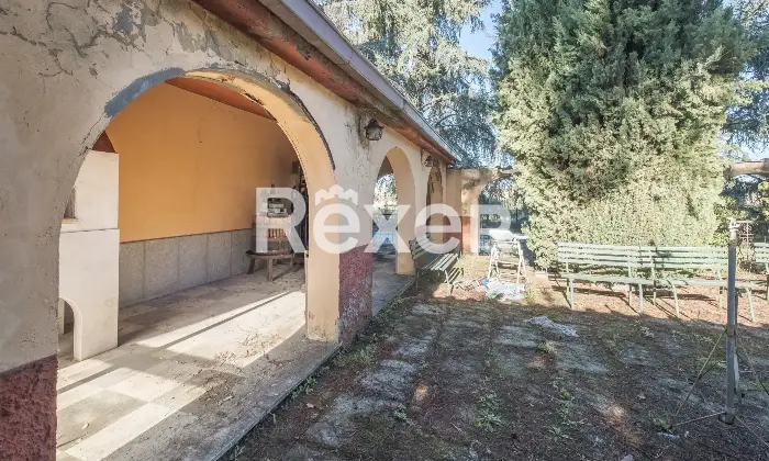 Rexer-Zagarolo-Villa-di-pregio-su-tre-livelli-con-piscina-e-terreno-Altro