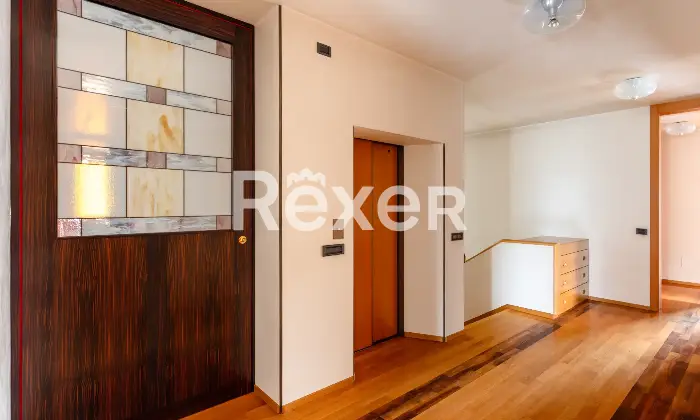 Rexer-Montebelluna-Prestigiosa-villa-con-ampio-parco-privato-Altro