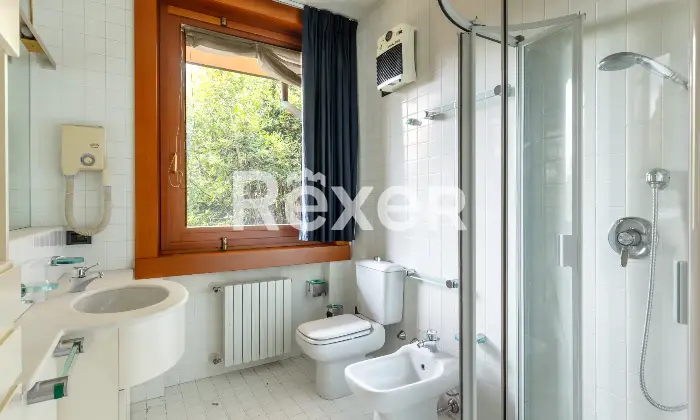 Rexer-Montebelluna-Prestigiosa-villa-con-ampio-parco-privato-Altro