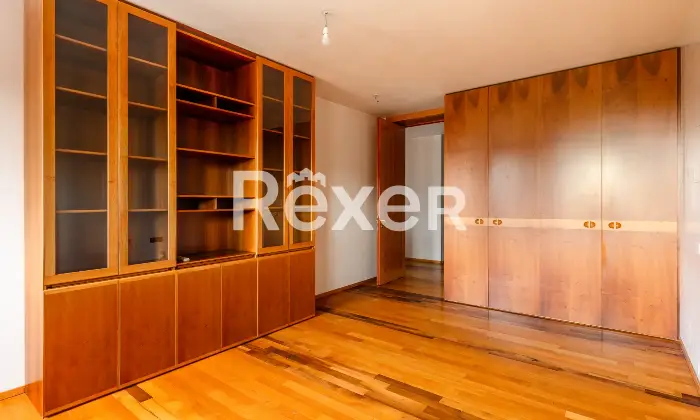 Rexer-Montebelluna-Prestigiosa-villa-con-ampio-parco-privato-Altro