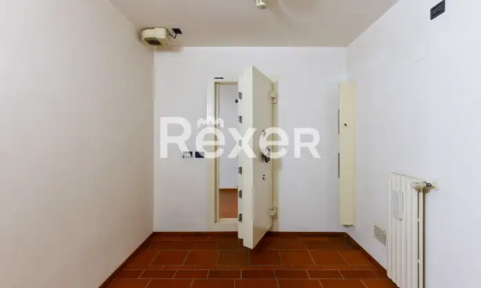 Rexer-Montebelluna-Prestigiosa-villa-con-ampio-parco-privato-Altro