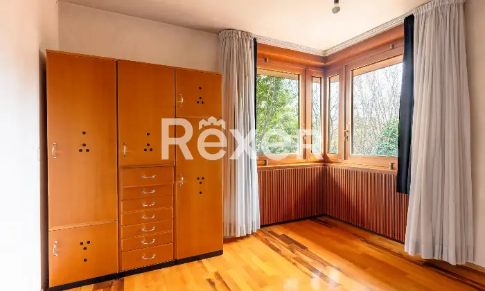 Rexer-Montebelluna-Prestigiosa-villa-con-ampio-parco-privato-Altro