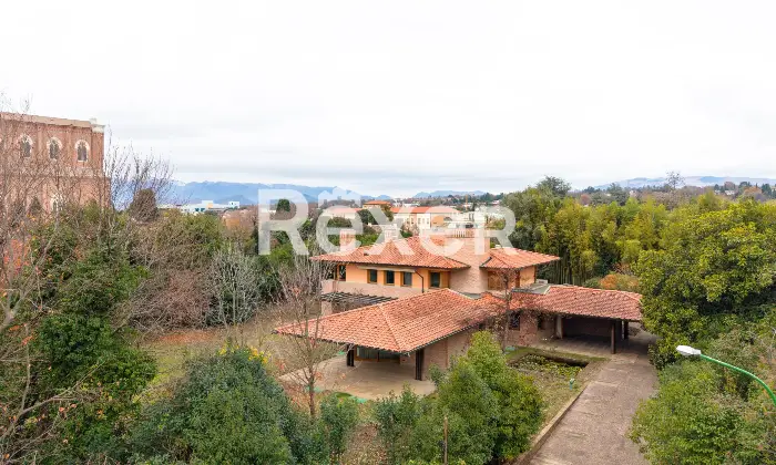 Rexer-Montebelluna-Prestigiosa-villa-con-ampio-parco-privato-Altro