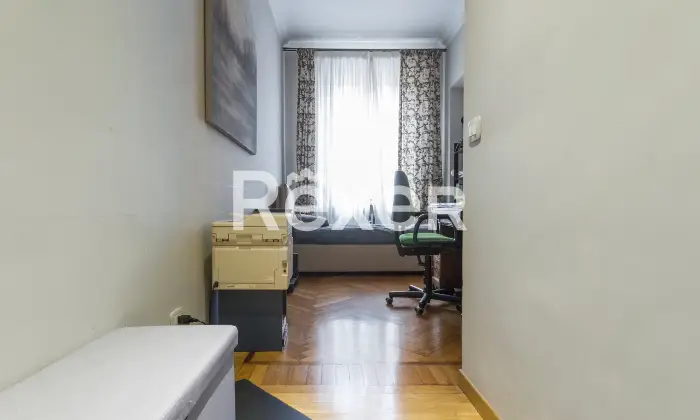 Rexer-Torino-Elegante-Appartamento-Ristrutturato-Altro