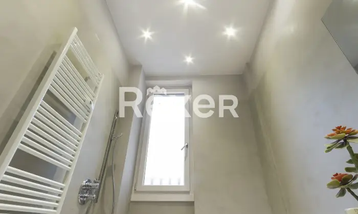 Rexer-Torino-Elegante-Appartamento-Ristrutturato-Altro