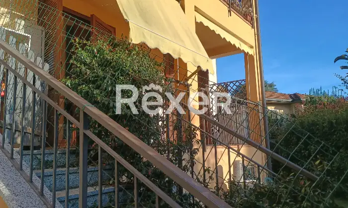 Rexer-Laveno-Mombello-Trilocale-con-giardino-Altro