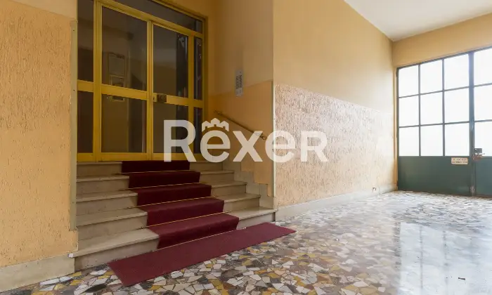 Rexer-Torino-TRILOCALE-CON-TERRAZZO-Altro