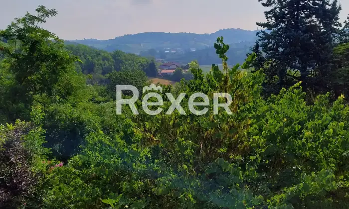 Rexer-San-Damiano-dAsti-Farmhouse-in-San-Damiano-dAsti-Terrazzo