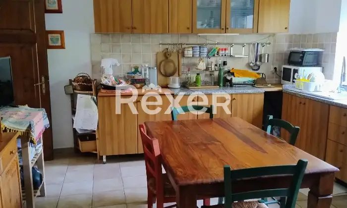 Rexer-San-Damiano-dAsti-Farmhouse-in-San-Damiano-dAsti-Cucina