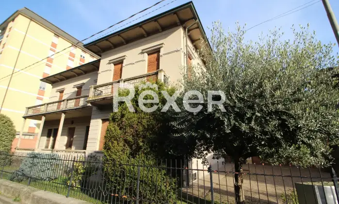 Rexer-Varallo-Pombia-Villa-con-giardino-a-Varallo-Pombia-Altro