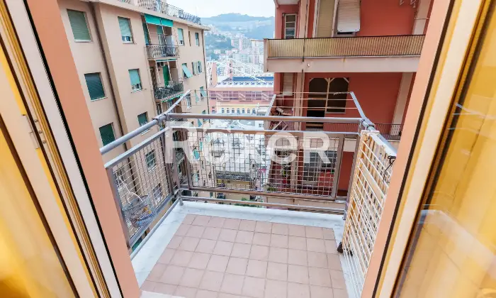 Rexer-Genova-Unico-immobile-in-palazzo-appena-rifatto-pronto-per-essere-abitato-Altro