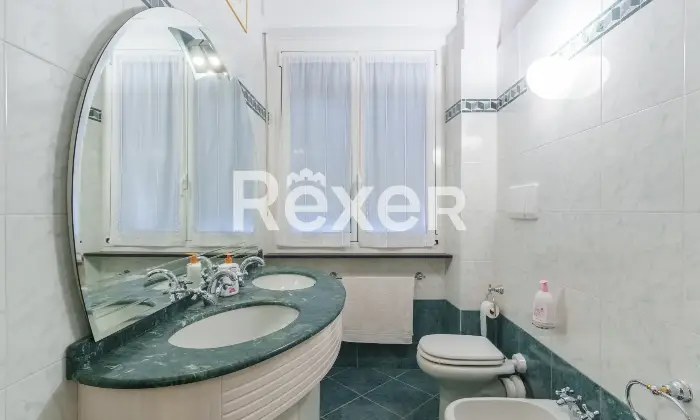 Rexer-Genova-Unico-immobile-in-palazzo-appena-rifatto-pronto-per-essere-abitato-Altro