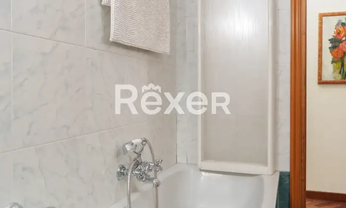 Rexer-Genova-Unico-immobile-in-palazzo-appena-rifatto-pronto-per-essere-abitato-Altro