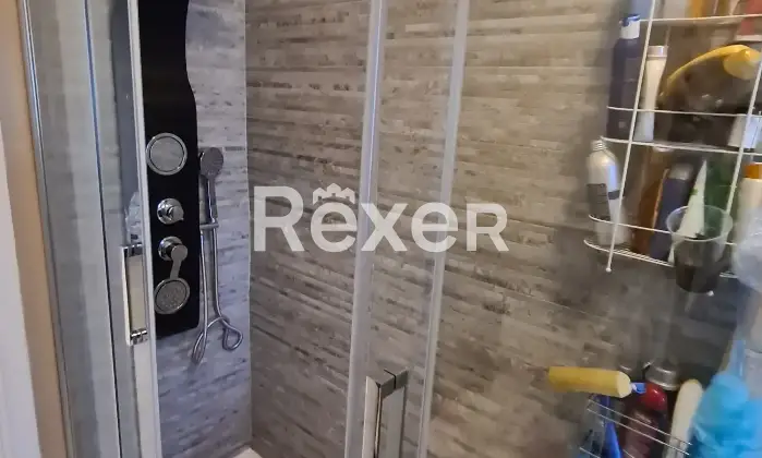 Rexer-Cavriglia-Lusso-Ristrutturato-Vista-Lago-Classe-D-Bagno