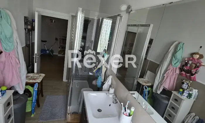 Rexer-Cavriglia-Lusso-Ristrutturato-Vista-Lago-Classe-D-Bagno