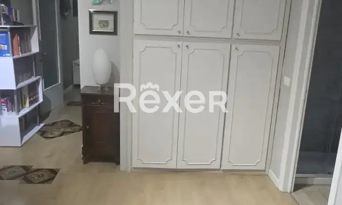 Rexer-Cavriglia-Lusso-Ristrutturato-Vista-Lago-Classe-D-Cucina