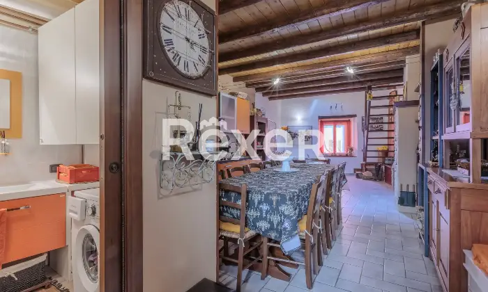 Rexer-Bondione-Abitazione-su-tre-livelli-con-corte-esclusiva-Altro