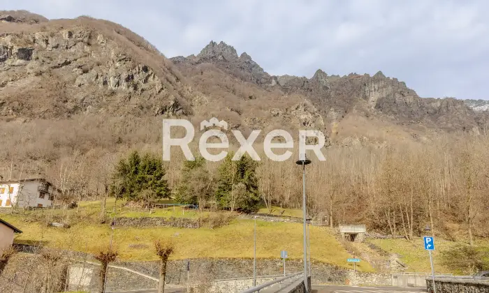 Rexer-Bondione-Abitazione-su-tre-livelli-con-corte-esclusiva-Altro