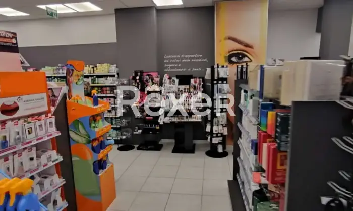 Rexer-Cuneo-Locale-Commerciale-Locato-con-Rendita-Garantita-a-Cuneo-Altro