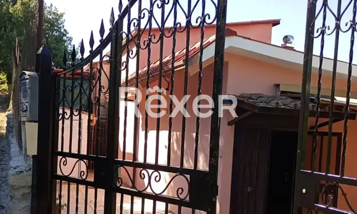 Rexer-Palombara-Sabina-Villino-panoramico-con-terreno-e-uliveto-Parco-Regionale-di-Monte-Gennaro-Altro