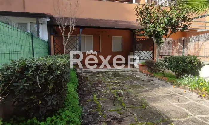 Rexer-Manfredonia-Mini-appartamento-in-villaggio-residenziale-Altro