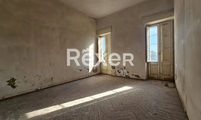 Rexer-San-Pietro-Vernotico-Ampia-soluzione-indipendente-su-due-livelli-con-garage-da-ristrutturare-San-Pietro-Vernotico-BR-Altro