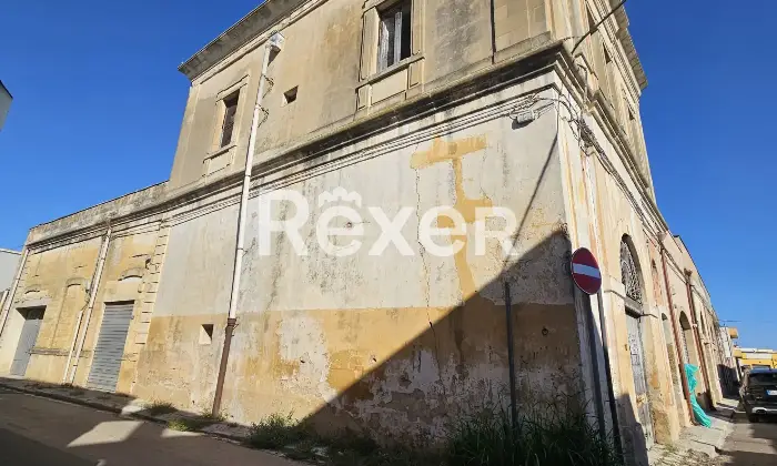 Rexer-San-Pietro-Vernotico-Ampia-soluzione-indipendente-su-due-livelli-con-garage-da-ristrutturare-San-Pietro-Vernotico-BR-Altro