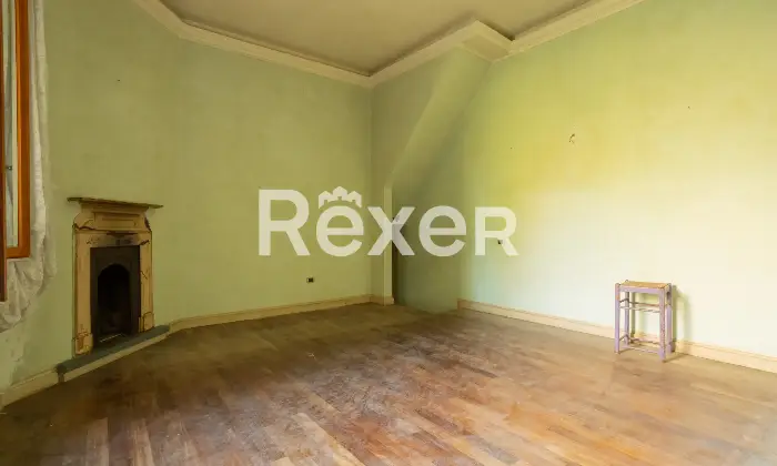 Rexer-Pisa-Villa-con-parco-e-piscina-Altro