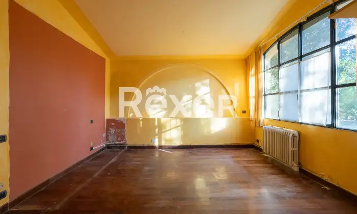 Rexer-Pisa-Villa-con-parco-e-piscina-Altro