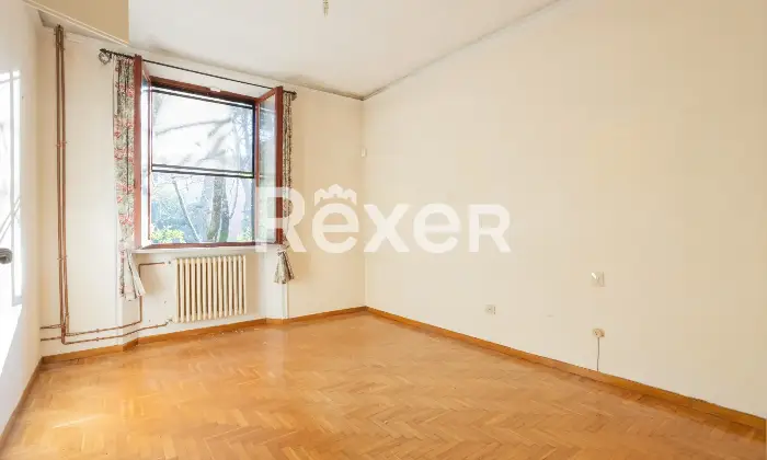 Rexer-Pisa-Villa-con-parco-e-piscina-Altro