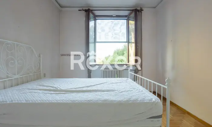 Rexer-Pisa-Villa-con-parco-e-piscina-Altro