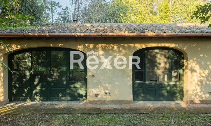 Rexer-Pisa-Villa-con-parco-e-piscina-Altro