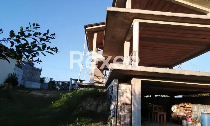 Rexer-Frosinone-Villa-in-cemento-armato-coperto-da-rifinire-Frosinone-Altro