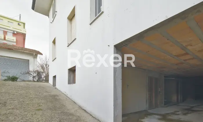 Rexer-Gatteo-a-Mare-Trilocale-al-primo-piano-con-mansarda-e-terrazza-Altro