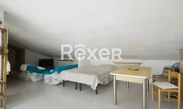 Rexer-Gatteo-a-Mare-Trilocale-al-primo-piano-con-mansarda-e-terrazza-Altro