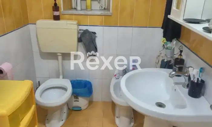 Rexer-Bagheria-Spaziosa-Casa-Indipendente-Disposta-su-Pi-Livelli-Altro