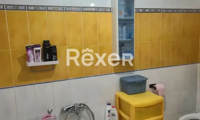Rexer-Bagheria-Spaziosa-Casa-Indipendente-Disposta-su-Pi-Livelli-Altro
