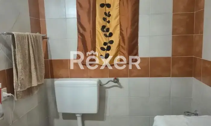 Rexer-Bagheria-Spaziosa-Casa-Indipendente-Disposta-su-Pi-Livelli-Altro