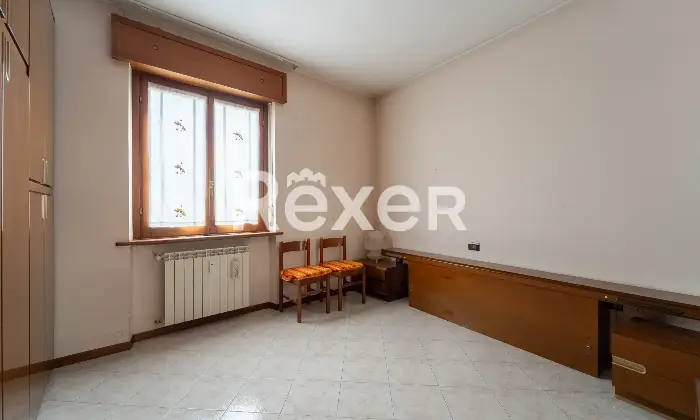 Rexer-Senago-Trilocale-al-quinto-piano-Camera