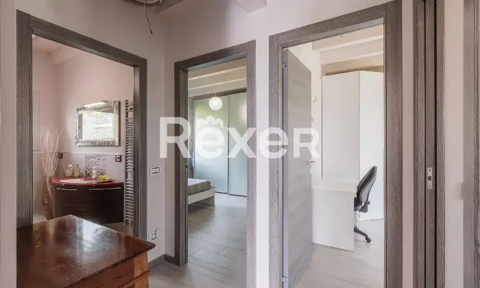 Rexer-Brembate-di-Sopra-Villa-indipendente-con-due-abitazioni-e-ampie-pertinenze-Altro